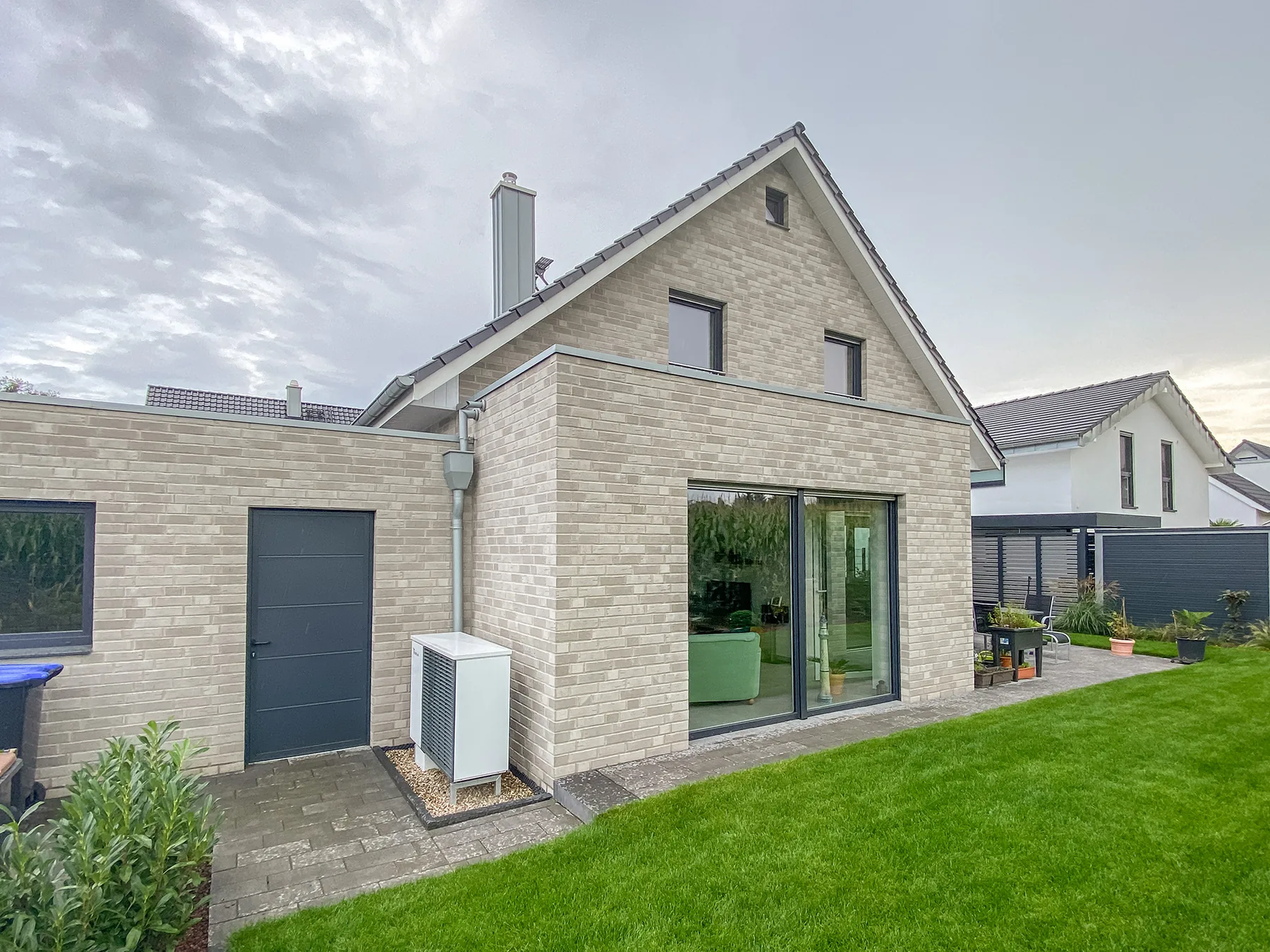 Modernes Einfamilienhaus mit Garage in Dorsten | 158 qm – Bild 4